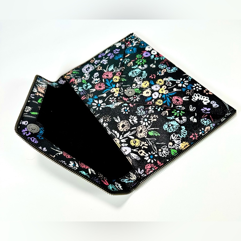 Rebecca Minkoff Envelope Floral Pattern Clutch - Picture 5 of 7